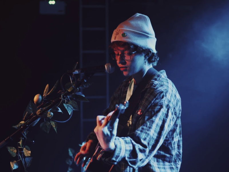 Cavetown at Frost Amphitheater